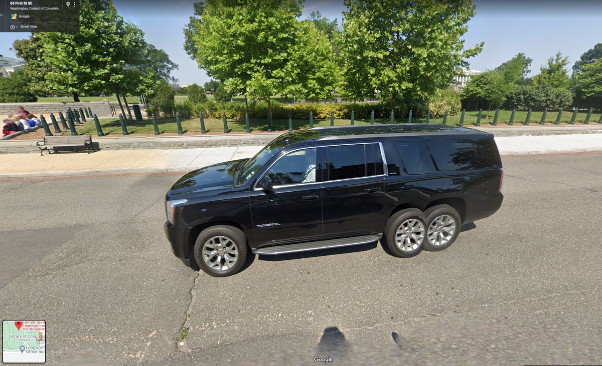 imchrisd's tweet photo. #googlestreetview strange pics https://t.co/lEbTpsxqwJ