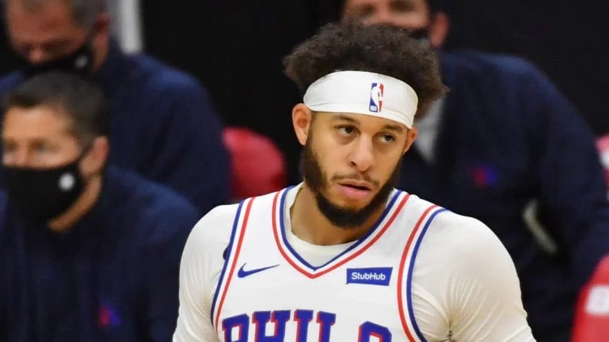 TheHoopCentral's tweet photo. Seth Curry in the 1st Quarter:

15 PTS
83 FG%
5/5 3PM

Certified sniper. 🎯🔥 https://t.co/ITisvxkheG