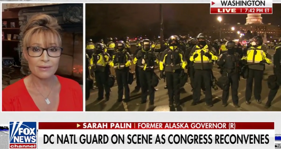 Tomo サラ ペイリン 元アラスカ州知事 今回暴れたのは偽の愛国者たち Fake Patriots 彼女は08年大統領選の共和党候補ジョンマケインに副大統領候補指名を受けた 女性の副大統領候補は1984年のジェラルディンフェラーロ 民主党 以来2人目