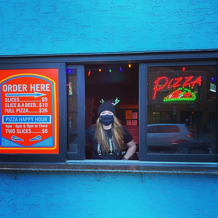 17thavesw's tweet photo. Sometimes all you want is a slice of a pizza and a beer.. #PinBarYYC to the rescue! #MeetMeon17th #YYC https://t.co/DEVbscjHKO