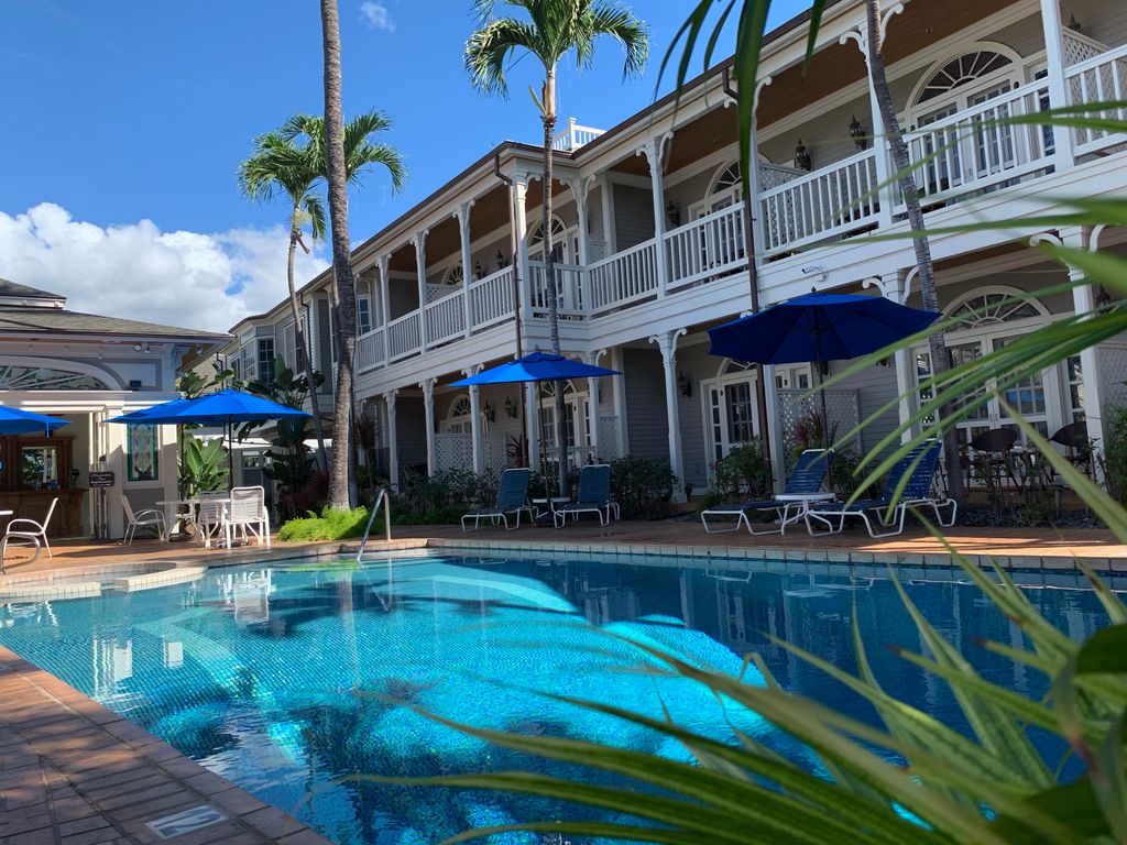 tpimaui's tweet photo. Did you know that we have more amenities than just a delicious breakfast that comes free with you booking? We also have a 24 hr pool, hot tub, free Wi-Fi, and no resort fees - to name just a few. For our full list of amenities please visit: 
https://t.co/IW3W2Cz2mm https://t.co/NJQYBtBdiB