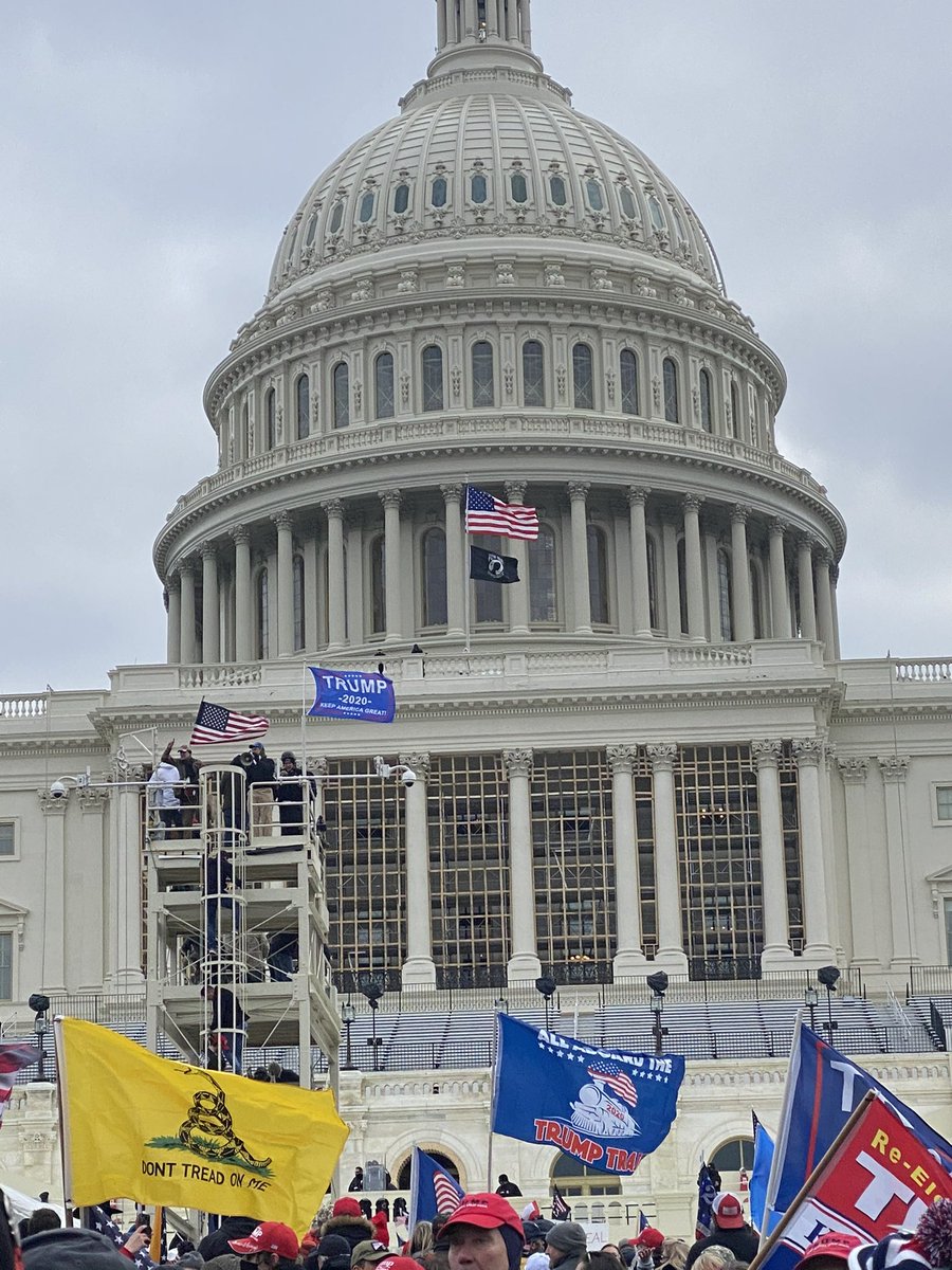 5/ One Couple I spoke with told me about a person on the scaffolding that was on a bullhorn asking  #MAGA people to crowd into the Capitol. The said, “this seemed like a professional and the broadcast lasted for four hours prior to the breach.”