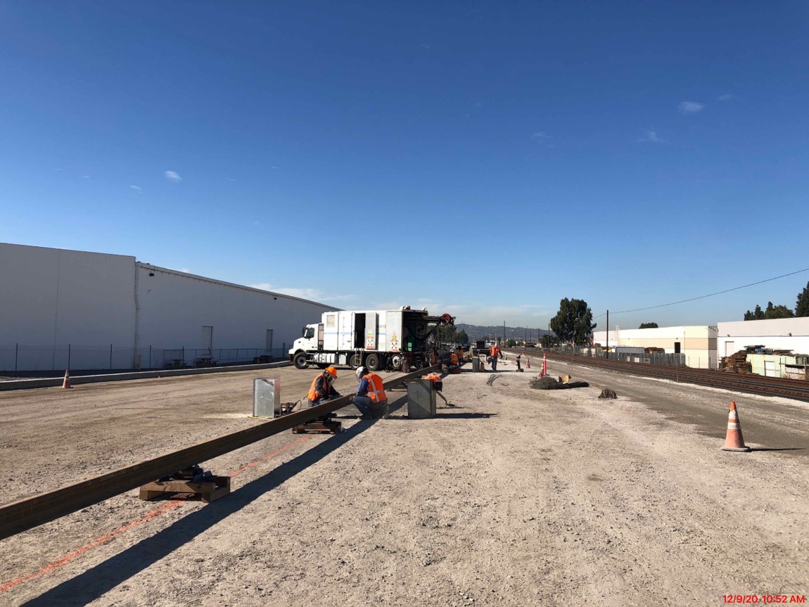 FairwayGS's tweet photo. 📷: Crews work on welding the tracks together in preparation for the laying of the rail #CityofIndustry #RowlandHeights https://t.co/hTWmCzlnKA