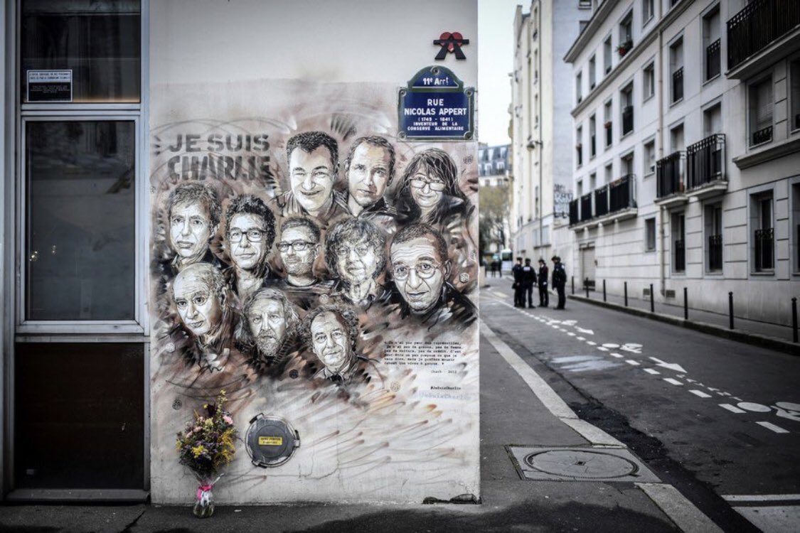 priscathevenot's tweet photo. Ne pas oublier ... 
#JeSuisCharlie #7Janvier2015 #CharlieHebdo https://t.co/zmQuKHRZ3t