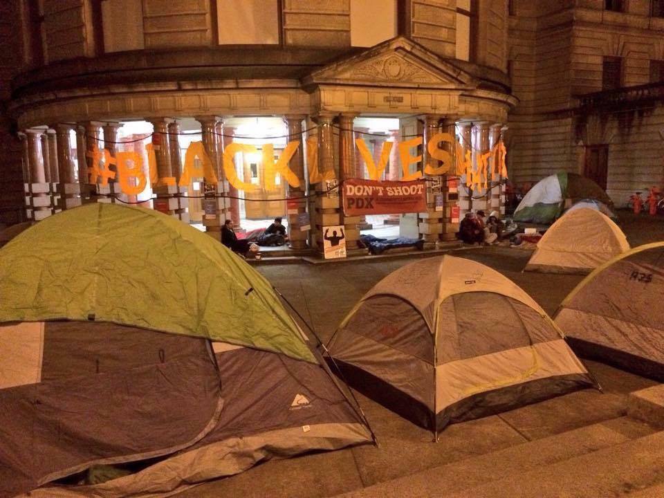 Took all 01/06/21 for y'all to be embarrassed by what's happening in America?  you definitely haven't been listening. .... 
We Gone Be Alright #BlackTwitter