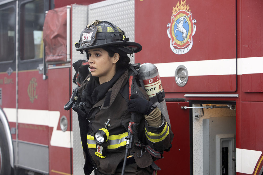 SeeAndBeSeen's tweet photo. Things are just heating up! #ChicagoFire starts NOW on Channel 11. https://t.co/pXIOtm1up4 https://t.co/qqNJXYKoUy