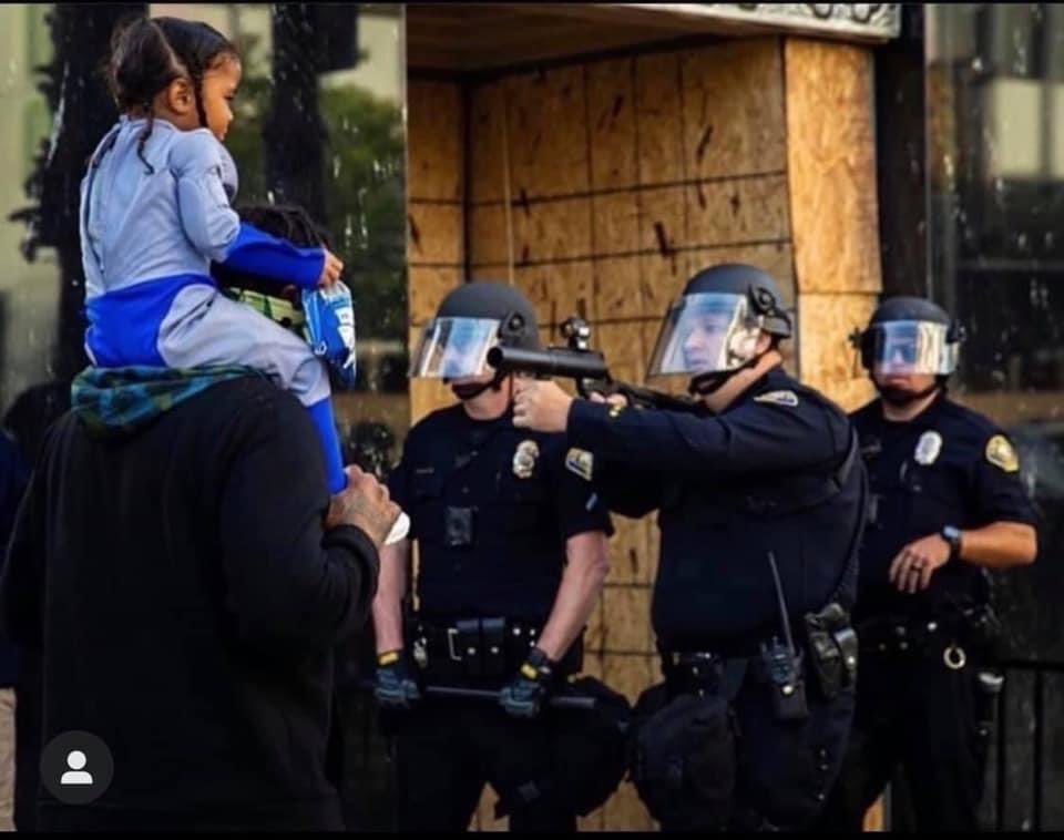 SylviaKAlston's tweet image. This is how the police respond to our protests. Any questions?