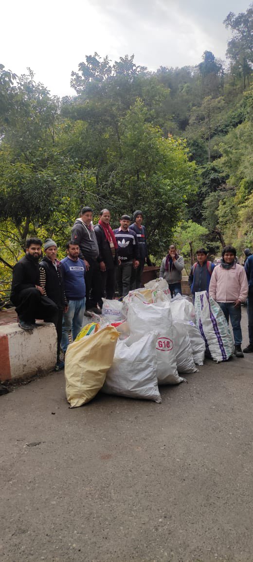 Pradeep Sangwan (@ipradeepsangwan) on Twitter photo Recently we organised a cleanup at Neer garh Waterfall with our volunteers, considering the value of cleanliness local community organised a drive this Sunday
This is sustainability in true sense, thank you so much. This a blessing for us all 
Three cheers for the team 🏔❤️ Recently we organised a cleanup at Neer garh Waterfall with our volunteers, considering the value of cleanliness local community organised a drive this Sunday
This is sustainability in true sense, thank you so much. This a blessing for us all 
Three cheers for the team 🏔❤️
