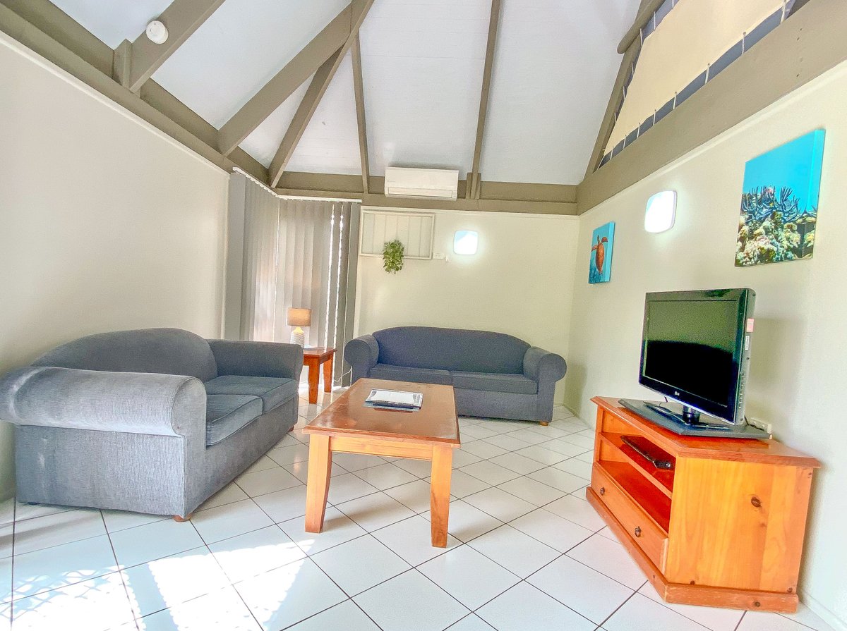 kbresort's tweet photo. We just love the new photos by Tracy Olive Photography in the villas! ...
#naturallytheplacetostay #visitbundaberg #southerngreatbarrierreef #thisisqueensland https://t.co/DVjpU9gmfG