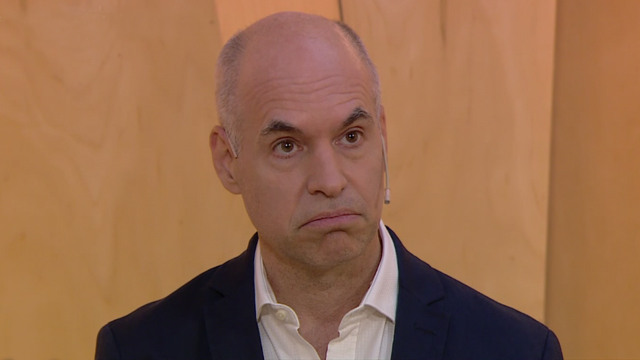 FernandoCasullo's tweet photo. - Santos, di positivo de Covid 19, y tengo miedo que en Twitter Argentina me puteen mucho.
- Ok, Horacio lo vamos a solucionar, pero te aviso que va a ser un día medio raro hoy en el mundo hoy. Lampone, conseguime un gorro de bisonte!
- ... https://t.co/aOGxqkff4O