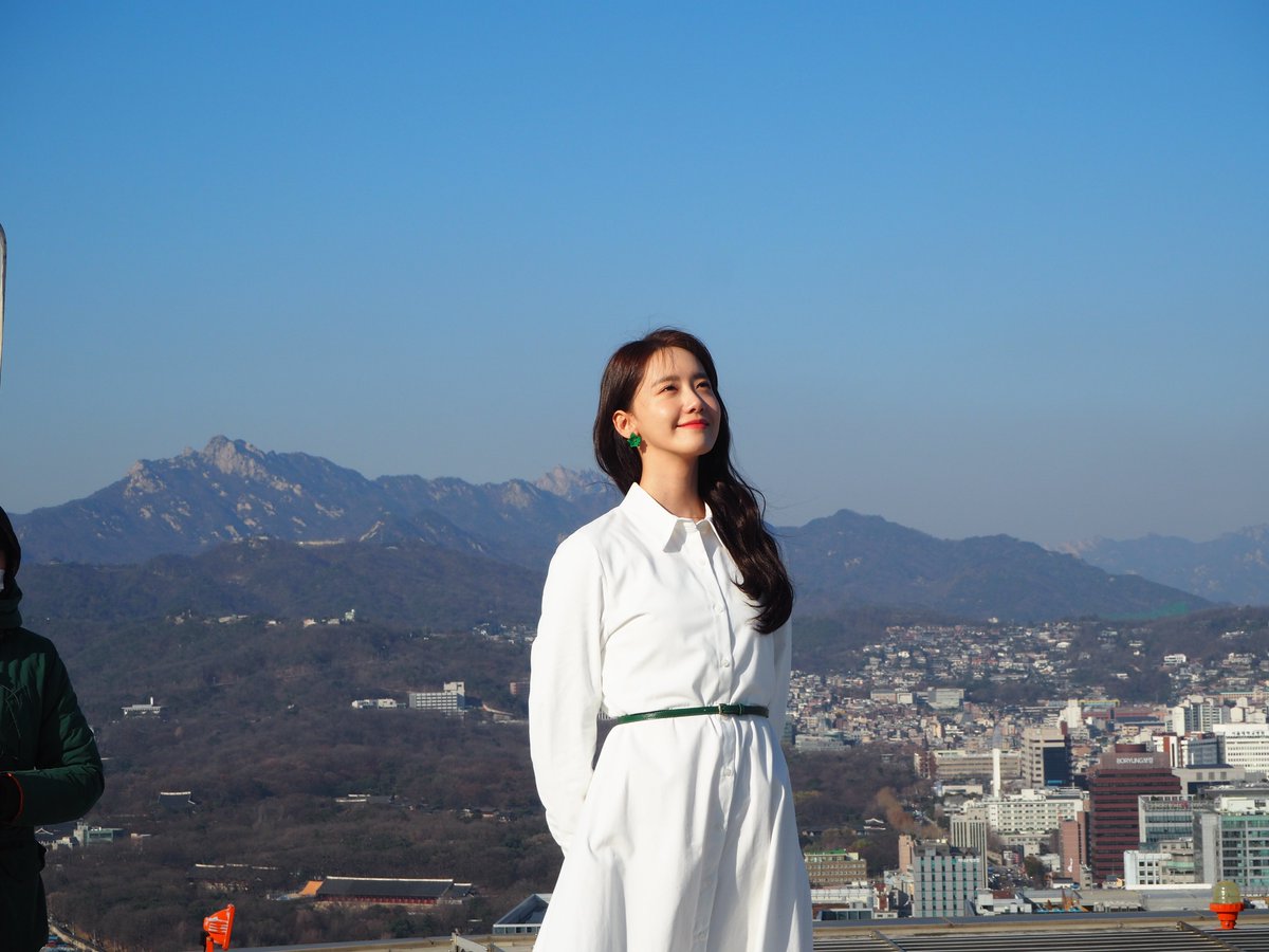 SNSD_0805's tweet photo. DB손해보험 <천만 고객과의 약속>편 촬영 현장 스케치

https://t.co/XVi5u31Sl9
#윤아 #임윤아 #YOONA https://t.co/LHPZ7k6gtm