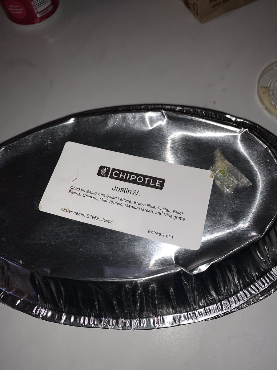 notJustinW_'s tweet photo. Found this sick piece of plastic in my @ChipotleTweets salad tonight after I realized the first chewy piece of lettuce I swallowed might not have been lettuce... 😷 https://t.co/mSdUc8ijfH