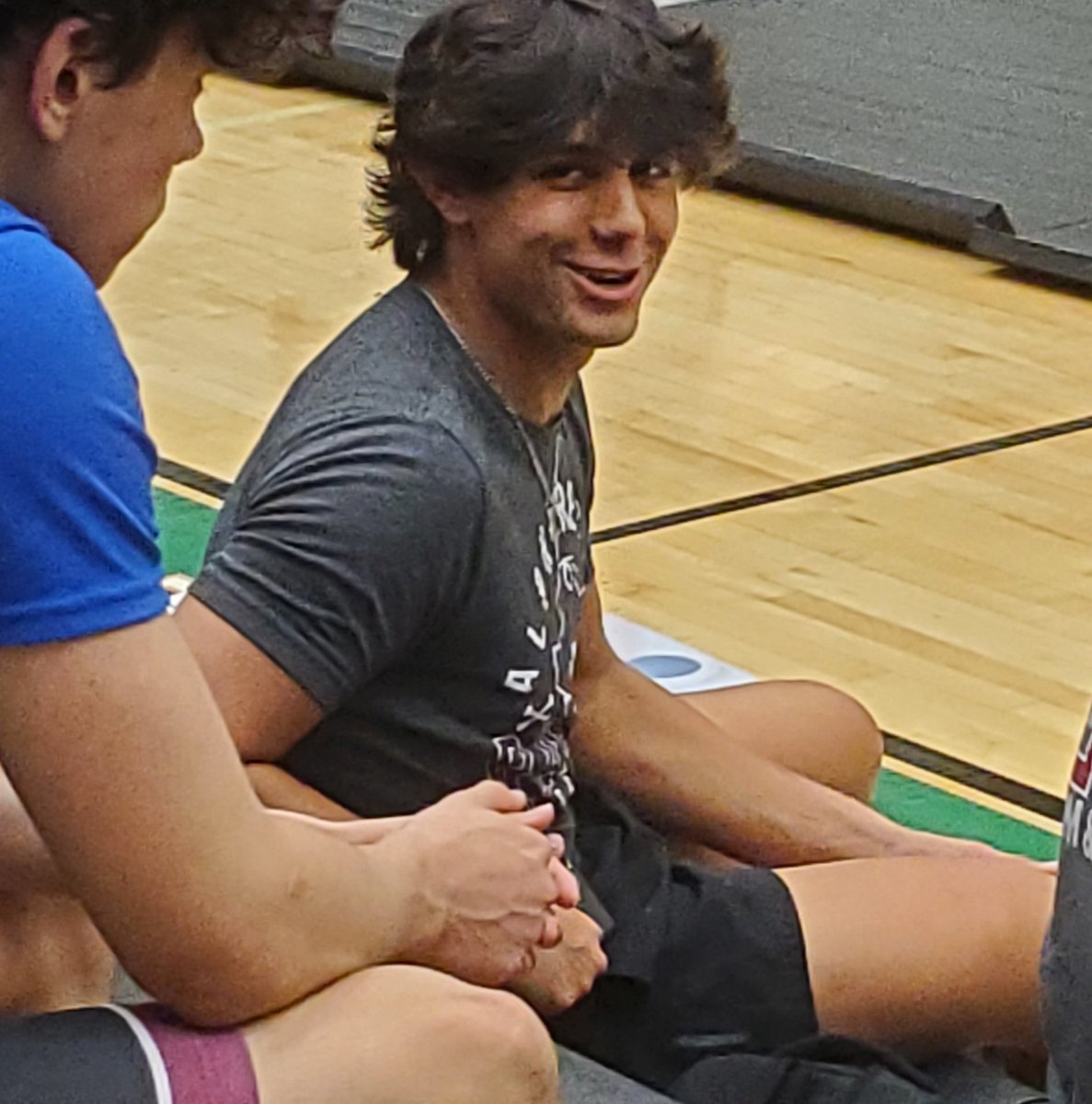 AlphaHSWrestle's tweet photo. Our Alpharetta Football Players Battling It Out On the Wrestling Mat! ☠🔥 @AlphaHSWrestle @AHSFootball @PerriVito @Jackfiorillo26 @jackoyola @DylanHannon7 https://t.co/feehXQVqyD