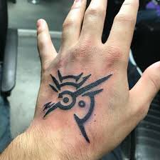 uwunicorndust's tweet photo. @ShannonHafeli @WHXMAS @JoeBiden You do realize that symbol on his hand is from a video game right? It’s from dishonored. Those are trump supporters. https://t.co/G7abn6HvK6