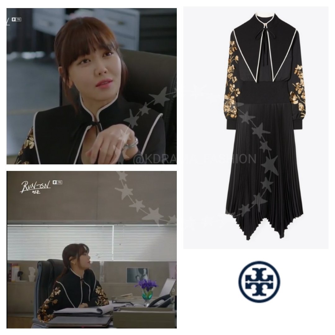 Kdrama_Fashion on X: Soo-Young spotted carrying TORY BURCH T