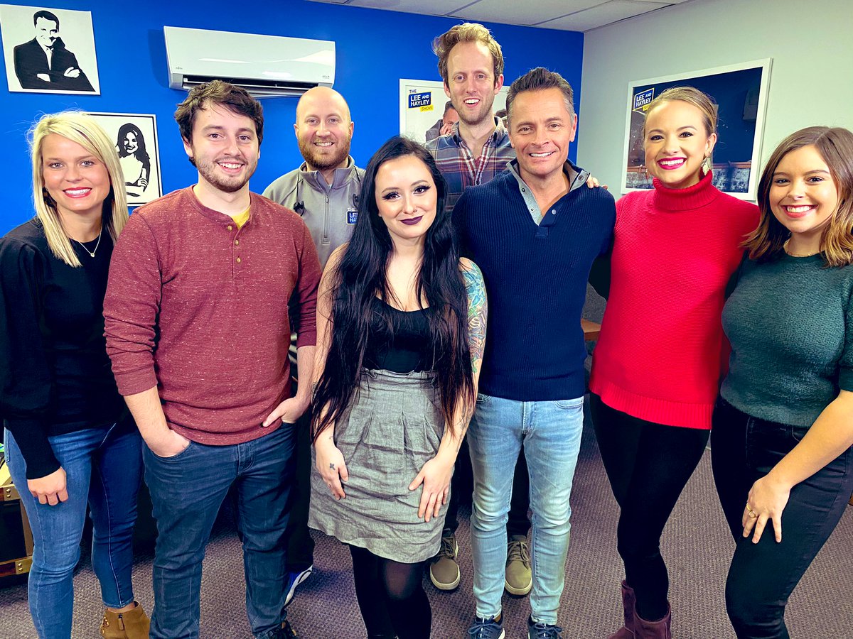 1 year ago today our tiny company moved into our office.  We didn’t even have furniture yet!  Today we’ve added 2 new employees @AllyVannatta and <a href="/NakadaJennings/">Nakada Jennings</a>.  We love you guys for supporting our show during these tough times, sure hope we’ve made you laugh.
#leeandhayley