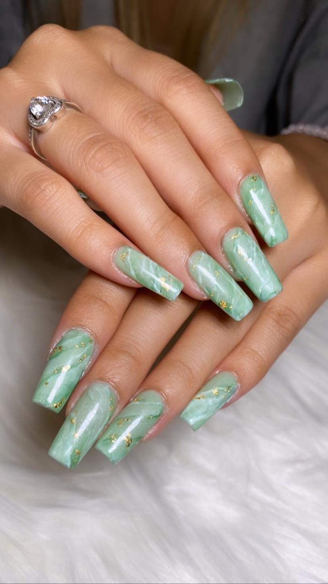 Phamdrick's tweet photo. hi friends! my lovely girlfriend has been working hard to create the nicest press-on nails in the game!! she has a special promotion right now so if ya'll are interested in getting yo nails did for a special occasion, please check out her instagram @clawsbyjulie https://t.co/eIWgKiWT8K