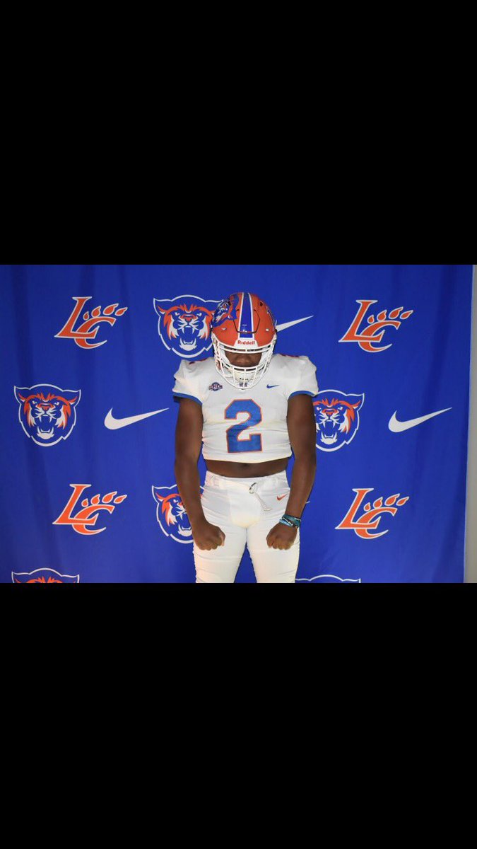 CDarrington_2's tweet photo. Had a great time @LA_College @drewmaddox8 https://t.co/5ydZqaLubj
