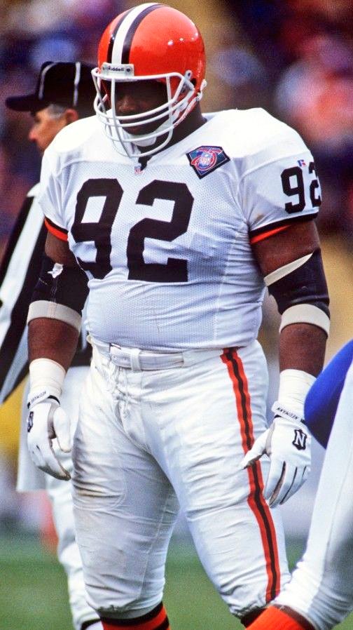 FB_Helmet_Guy's tweet photo. Much respect to that belt. 👊 https://t.co/TAEz44cOFW