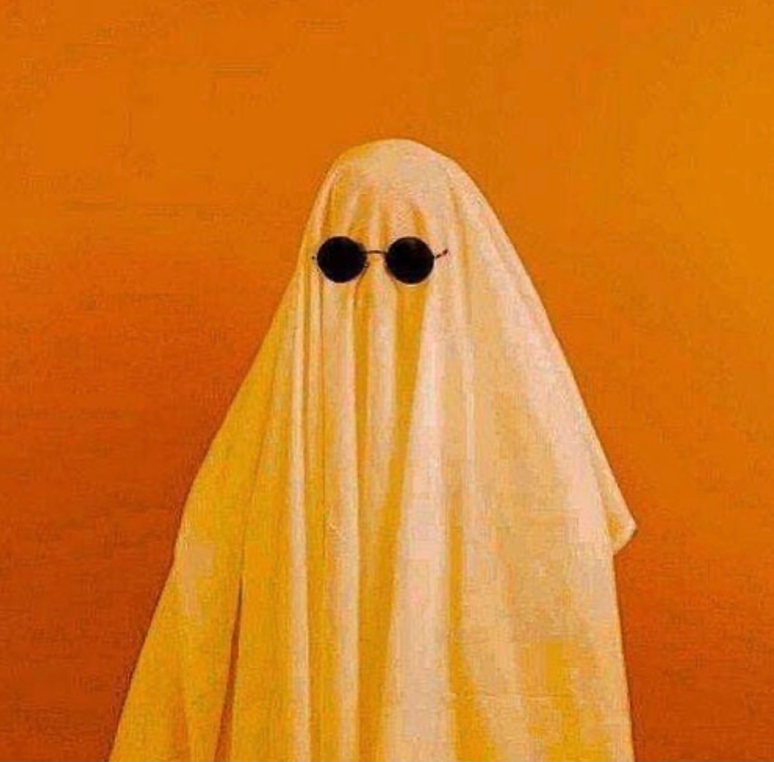 BIP_Podcast's tweet photo. Do I really have to wear sunscreen? What if I have dark skin? What's the difference between a physical and chemical sunscreen? What does 'reef safe' mean? And what even is SPF? These questions, ANSWERED.
And a UVA/UVB jingle by the one and only Andrew.
https://t.co/OX0HpM50NP https://t.co/Nlb8VVrcvc