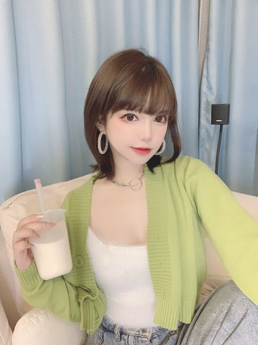 Twitterのコスプレ画像23