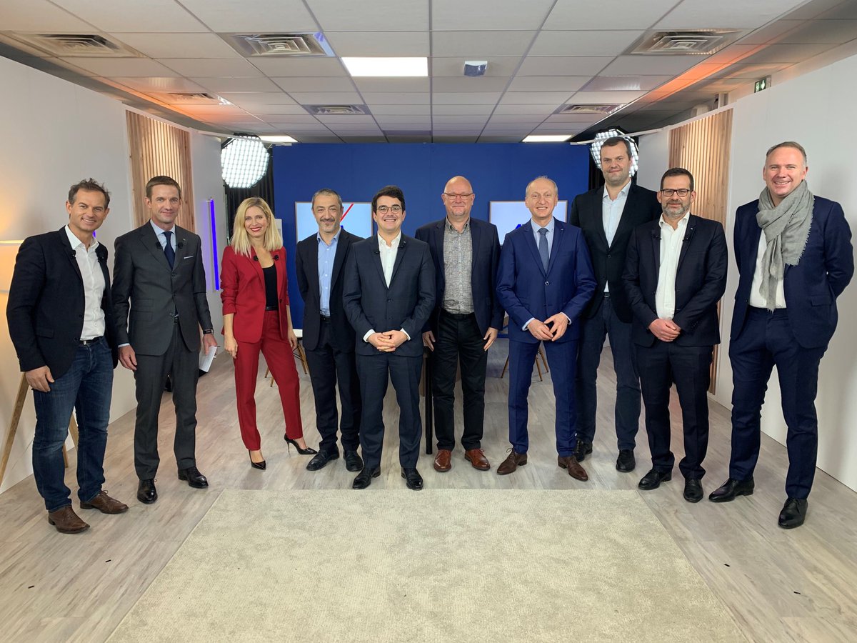 Encore toutes mes Félicitations à David de la Graviere, Mathieu Leo (ses associés),Max Verpillot (son associée) sans oublier leurs Équipes pour leur performance 2020 sur nos marchés stratégiques. ⁦<a href="/ehennau/">Hennau Elie</a>⁩ ⁦<a href="/guiborie/">Guillaume Borie</a>⁩ ⁦@mathieu_godart⁩ ⁦<a href="/gildas_basle/">Gildas Baslé</a>⁩ ⁦