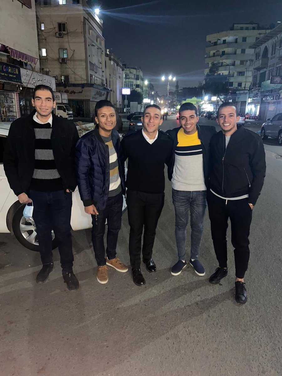 AhmedWhballa's tweet photo. اخبرني عن اصدقائك وساخبرك عن مستقبلك 🖤✨ https://t.co/JgORSkrSsN