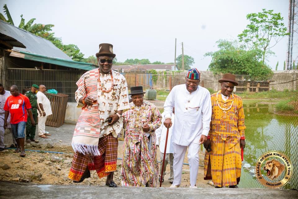 KingAteke's tweet photo. OUR VICTORY IN UNITY 2021.

Together we shall continue to strengthen the cords of unity and love for our collective survival against the prevailing ordeals and challenges confronting the survival of humanity.

Together we shall overcome in a victorious 2021.

Stay safe. https://t.co/4avfoBGQWx