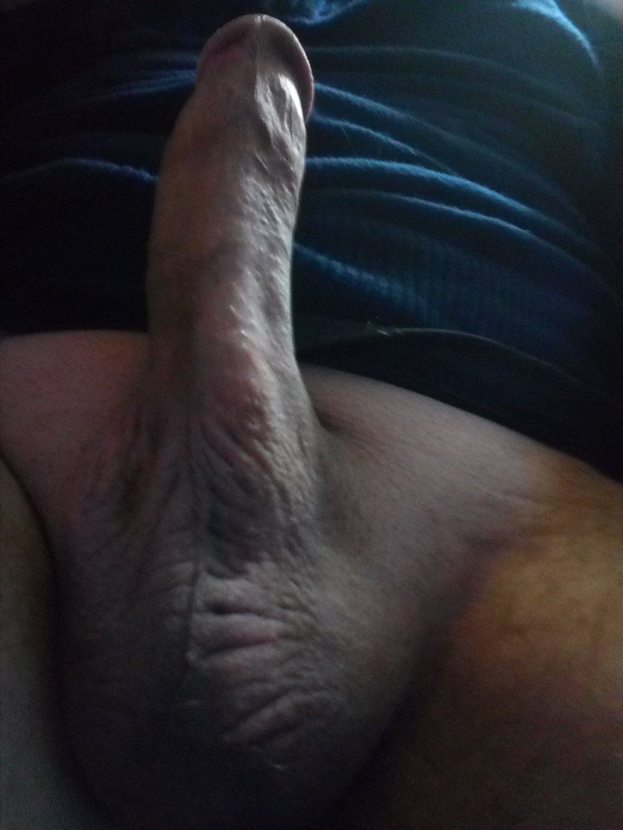Dailydickpics3's tweet photo. Crazy shit going on today... Anyways here are some pics of my dick. #alwayshard #dailydickpics https://t.co/82gaaWeL6r