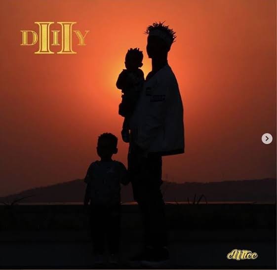 ThePlvgM's tweet photo. The GOAT πΏπ¦ Emtee @emteerecords π. He Has Already Released 4 Projects.
1. DIY #DIY
2. AVERY #Avery
3. Manando #Manando
4. DIY II #DIYII
Which One Is Your Favorite? Soon He Will Be Dropping Logan #Logan
#Emtee https://t.co/rHBqrsxVs3
