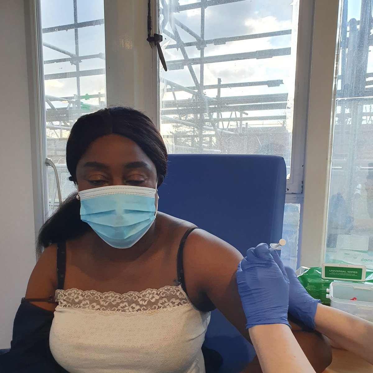 dkjat's tweet photo. Pfizer vaccine #PfizerBioNTech #PfizerCovidVaccine #savehealthcareworkers #epsomandsthelierhospital  #epsom #SaveLives #NHSheroes https://t.co/AEWEGYcfsl