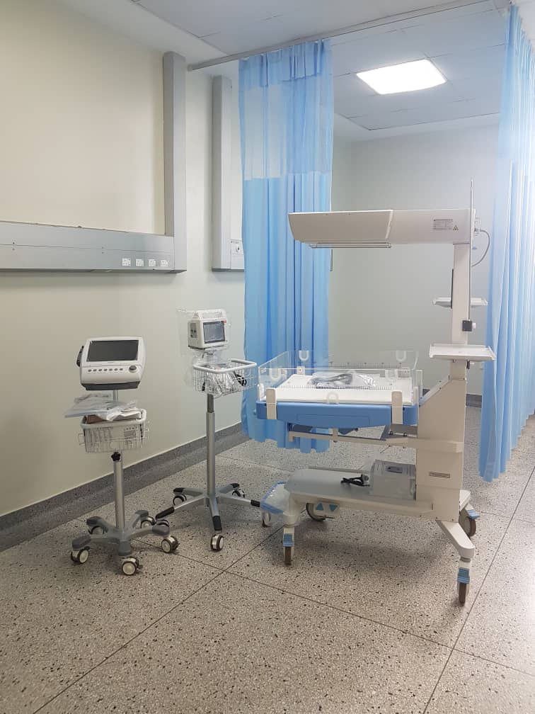 eddylinkUG256's tweet photo. The Newly Rehabilitated &amp; Expanded Kayunga Hospital;

The facilities that are in use include: laboratory, Medicine stores, Out Patient Department which provides antenatal care services for pregnant women, physiotherapy, main theatre. 
@MinofHealthUG
@DianaAtwine

#MOHDelivers https://t.co/mymRvSlZso