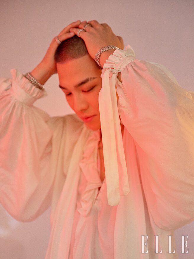 ~thread~𝓣𝓱𝓲𝓼 𝓬𝓻𝓸𝔀𝓷 𝓸𝓷 𝓽𝓱𝓲𝓼 𝓣𝓪𝓮𝔂𝓪𝓷𝓰