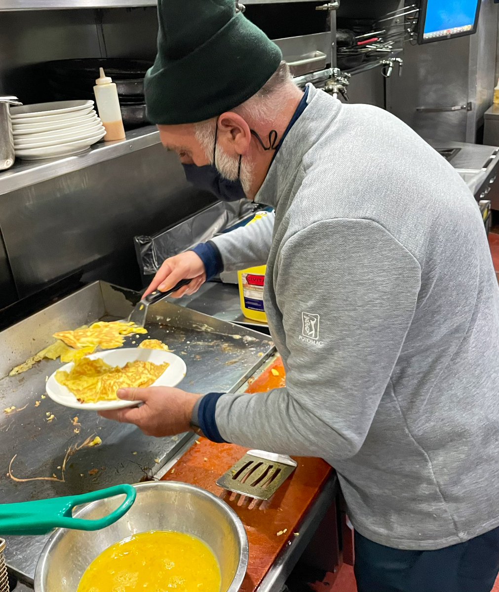 natemook's tweet image. 1am and @chefjoseandres is frying up eggs for sandwiches. The @WCKitchen team also prepared vermicelli pasta with sausage, potato and vegetables for everyone working through the night here in DC following today’s mob insurrection.