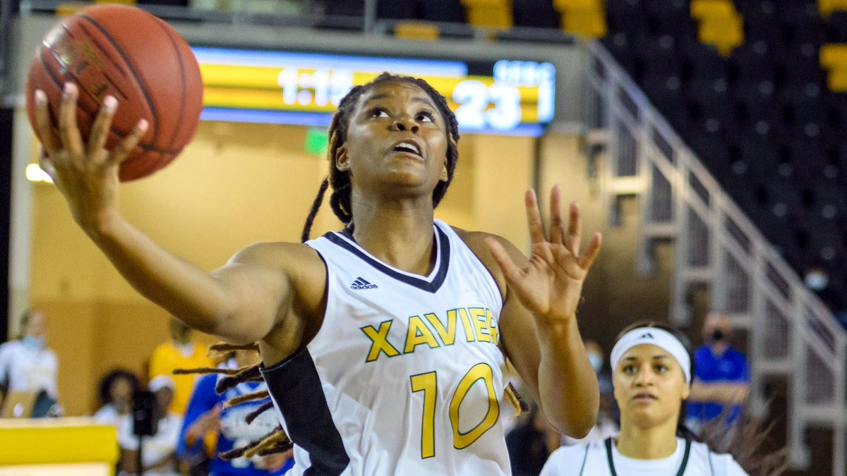 xulagold's tweet photo. XULA women pull away late to win by 16
story: https://t.co/AdtpQg6Mkz
#TeamGold #HailAllHailXU #NAIATogether #NAIAWBB https://t.co/d3cDYrwPFs