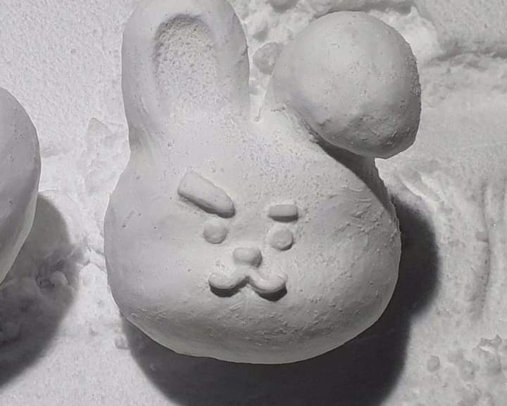 Lhaa_26's tweet photo. Sebuah karya terbuat dari salju✨���⛄

#BT21_BTS
#BTSARMY https://t.co/KvUj5iTdEb