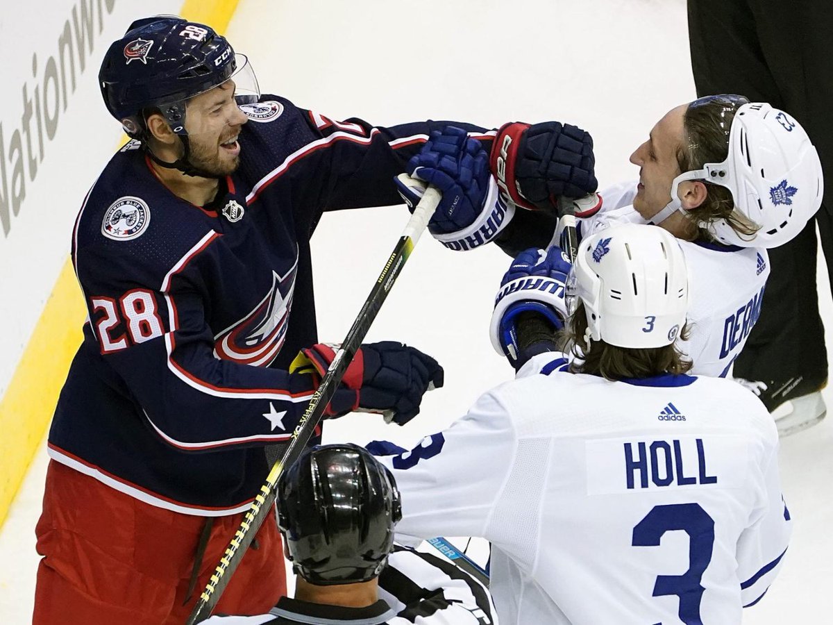 Blue Jackets' Oliver Bjorkstrand signs 5 year extension
