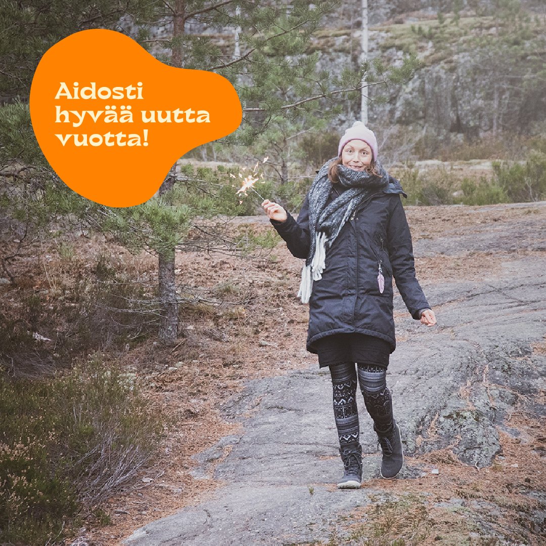 Ruohonjuuri toivottaa aidosti hyvää uutta vuotta 🧡Tervetuloa armollisempi arki ja lempeämpi elämä! 

Lue blogistamme ruohonjuurelaisten mietteitä tulevalle vuodelle: bit.ly/35ha00o 

#minäriitän #sinäriität #aidostihyvääuuttavuotta