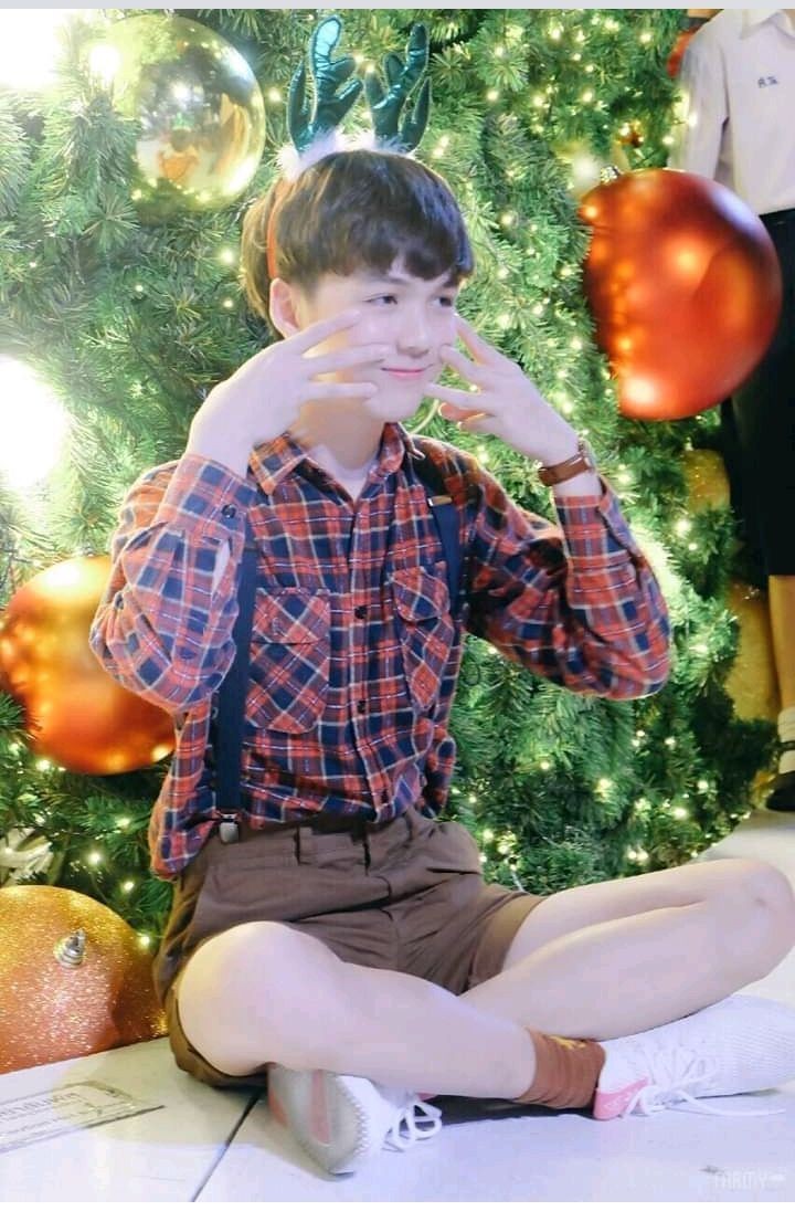 YoomeeLR's tweet photo. ㅤ 　
           ઇ 𝙳𝚒𝚌𝚒𝚎𝚖𝚋𝚛𝚎 𝟸𝟻 ઉ ㅤ
ㅤㅤ
          ❛  ¡Feliz navidad!  ❜
    
ㅤㅤㅤㅤ                  ⤹⛤̥˖.*₊˚꒰ —via instagram — https://t.co/bPB2pIHbNA