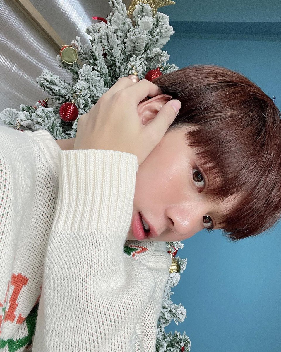 YoomeeLR's tweet photo. ㅤ 　
           ઇ 𝙴𝚗𝚎𝚛𝚘 𝟶𝟺 ઉ ㅤ
ㅤㅤ
          ❛  adiós pinito. ❜
    
ㅤㅤㅤㅤ                  ⤹⛤̥˖.*₊˚꒰ —via instagram —

ㅤ https://t.co/M0RDETvhXG
