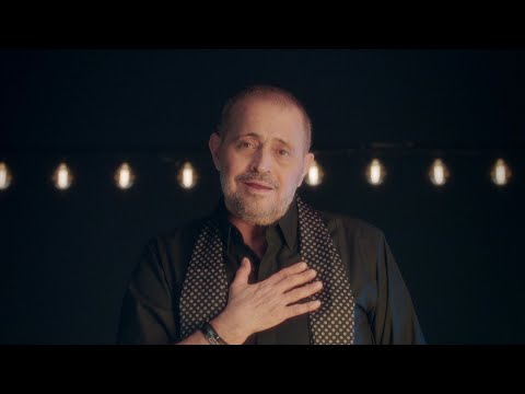 قد تبكي وهذا حقك
قد تحزن وهذا وحقك 
ولكن إياك ثم إياك 
أن تنكسر
                              جبران خليل جبران