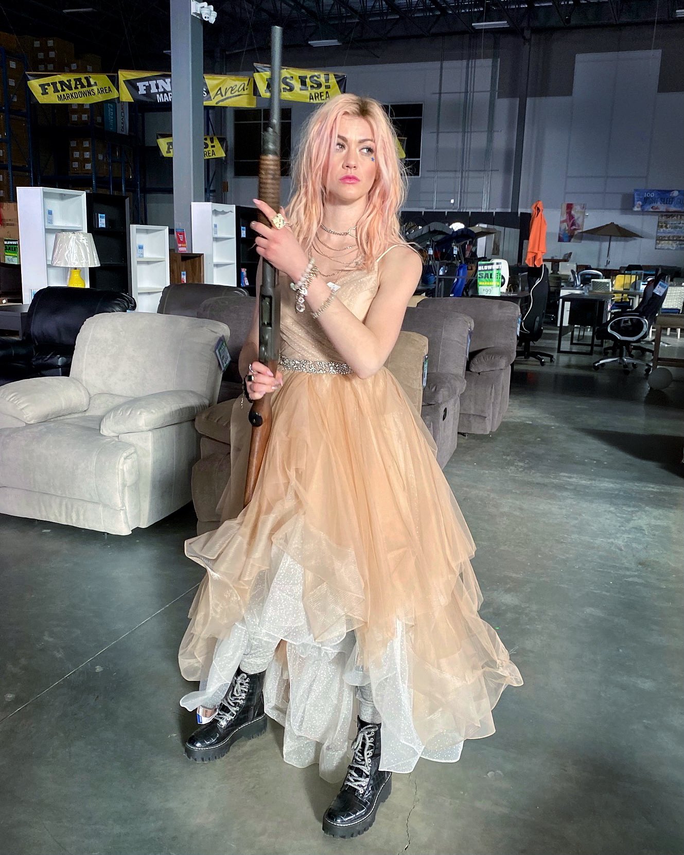 ErHTaWrVQAc6cG4?format=jpg&name=large