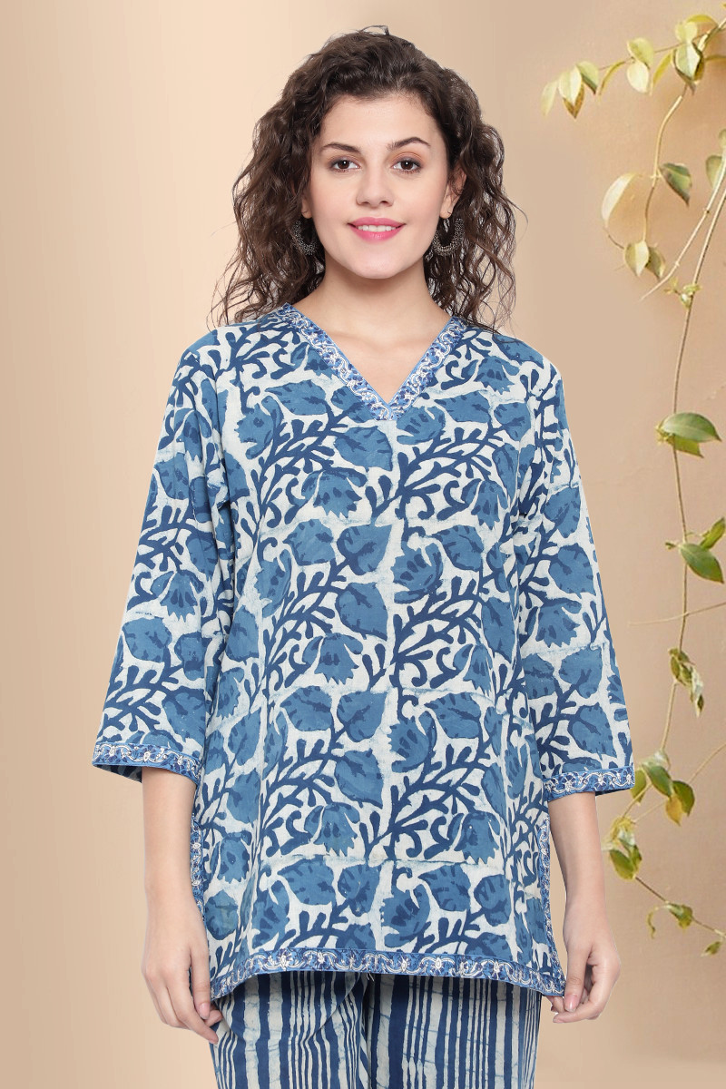 Myrie Kitkat Wholesale Pure Capsule Printed Kurti With Embroidery Work Short  Tops - textiledeal.in