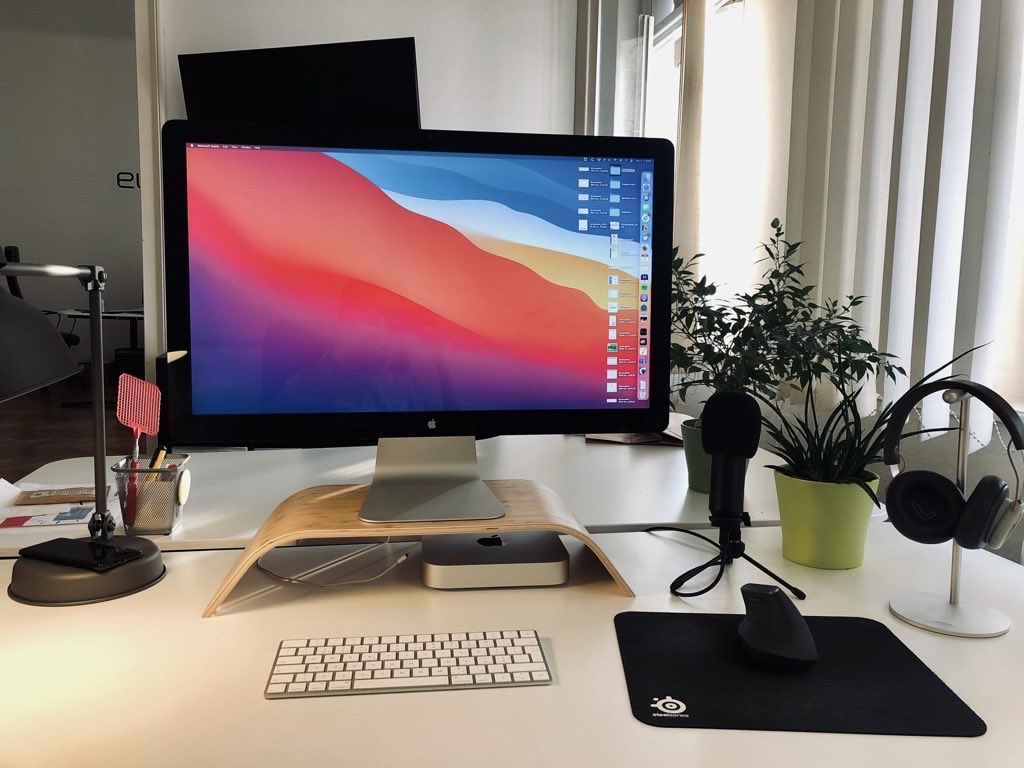 strudelnews's tweet image. Rate my setup. 💪😅 #MacminiM1