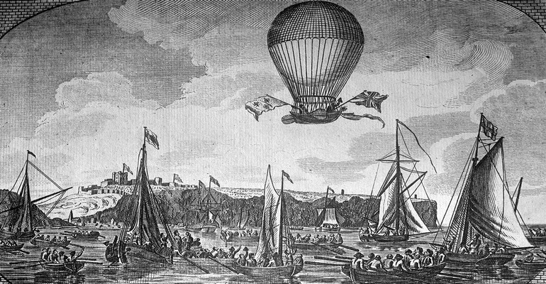 mariobianchi18's tweet photo. Il #7gennaio 1785 #JPBlanchard e il suo copilota americano #JohnJeffries sono i primi ad attraversare La Manica in pallone. 2 ore e mezzo per arrivare a Calais partendo dal Castello di Dover. Con loro anche della corrispondenza postale. L'impresa fruttò un vitalizio di Luigi XVI. https://t.co/AWjBfqq1c8