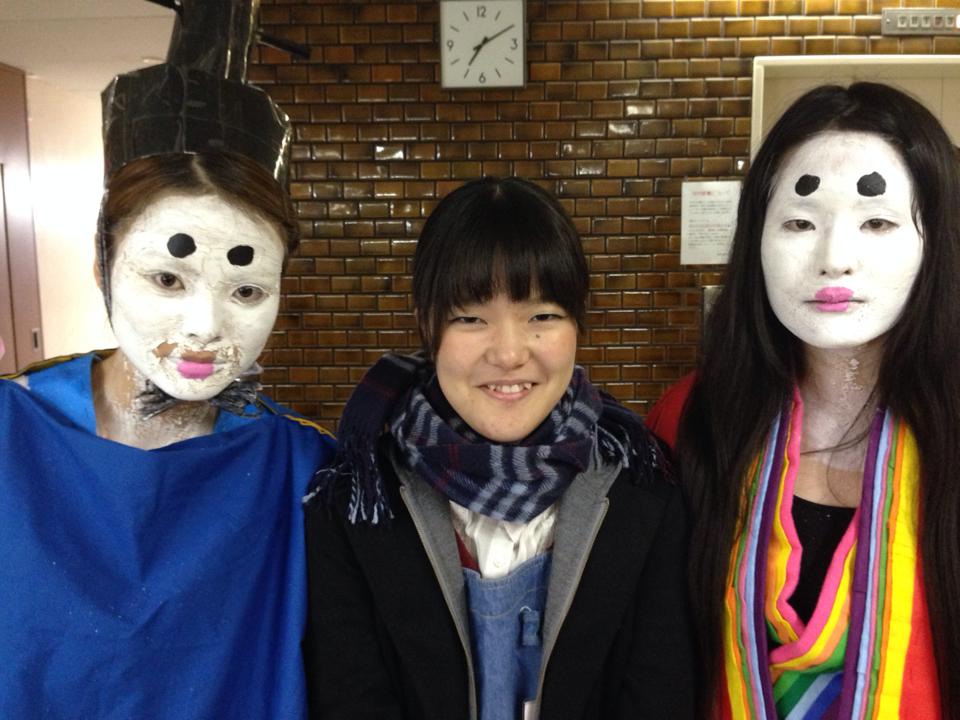 Facial على تويتر いくぜ ランダム顔塗り 顔を塗りたくった女の子はなぜかわいい 顔塗り 白塗り フェイスペイント