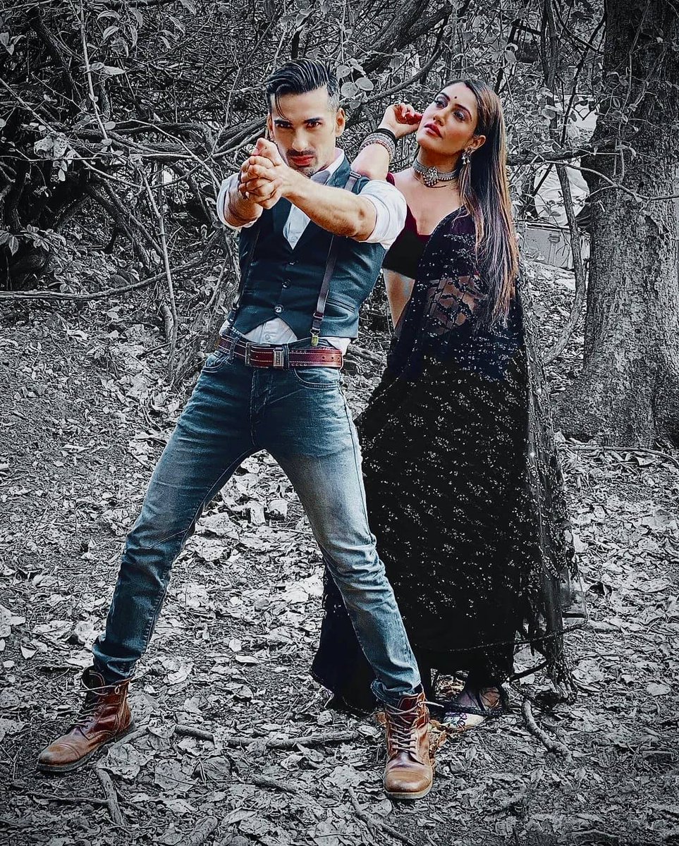 MohitSyndrome's tweet photo. Action Film Poster 💥💥💥 

#MohitSehgal #SurbhiChandna #Naagin5 #Surhit #Jani #Jai #Bani @itsmohitsehgal @SurbhiChandna https://t.co/FuTCNP24f4