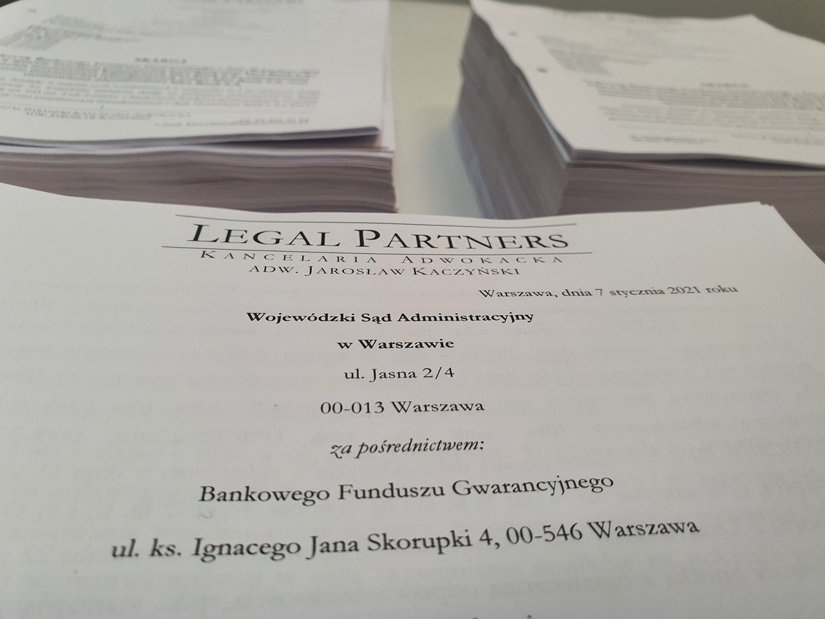 Dziś rano złożyłem skarga w imieniu byłych klientów @IdeaBankSA na decyzję dot. przymusowej restrukturyzacji. Ich strata wyniosła ok. 70 mln zł. Mieli dużą szansę odzyskać pieniądze od banku.