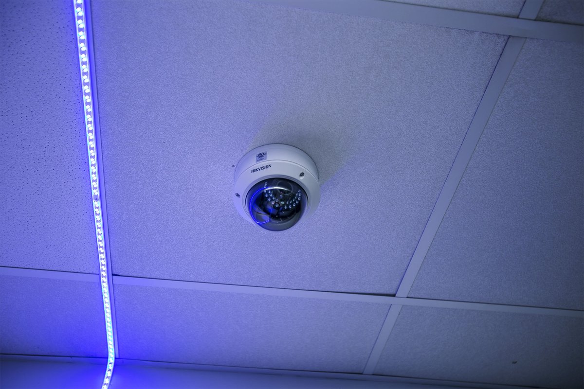STDIGITAL_corp's tweet photo. héberger vos données et vos applications chez un prestataire local, neutre, flexible et professionnel garantissant sécurité et haute disponibilité des données hébergées 
inscription à notre lancement ici : https://t.co/v0ghvzvezT
#clouds #CloudComputing #cloudsecurity #TransfoNum https://t.co/Hr0RcJihSD