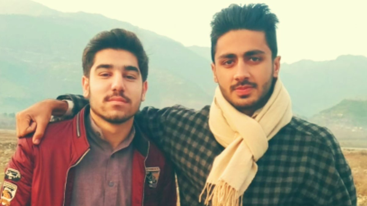 Rehangul22's tweet photo. Happiness is meeting
old friends after a long time
and feeling that nothing has changed.
#Rehan_Gul_YousaFzai https://t.co/zsA2SEbTjs